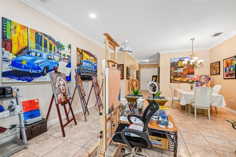 Villa ou maison à vendre à Miami, Floride: 4 chambres, 170.38 m2 № 2176462 - photo 12