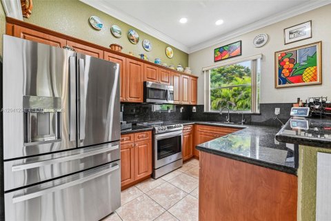 Villa ou maison à vendre à Miami, Floride: 4 chambres, 170.38 m2 № 2176462 - photo 17