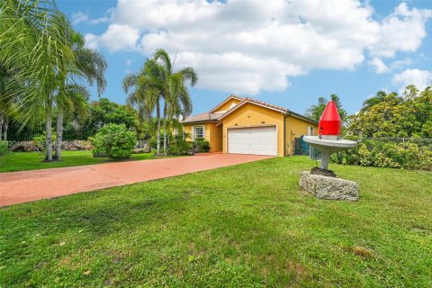 Villa ou maison à vendre à Miami, Floride: 4 chambres, 170.38 m2 № 2176462 - photo 5