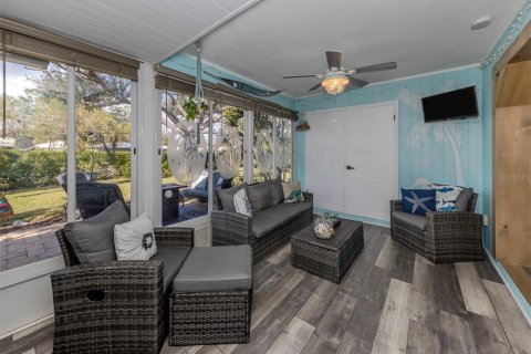 Condo in Englewood, Florida, 2 bedrooms  № 1519336 - photo 15