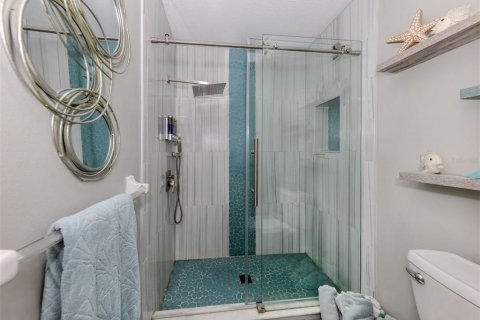 Condo in Englewood, Florida, 2 bedrooms  № 1519336 - photo 19