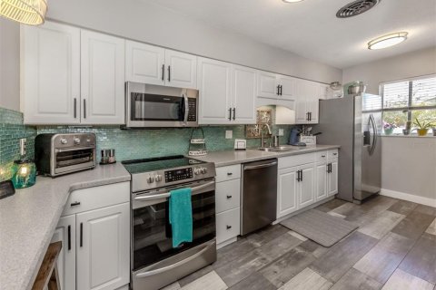 Condo in Englewood, Florida, 2 bedrooms  № 1519336 - photo 4