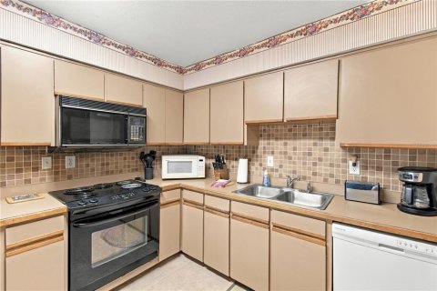 Appartement à louer à Tampa, Floride: 2 chambres, 130.43 m2 № 2389016 - photo 11