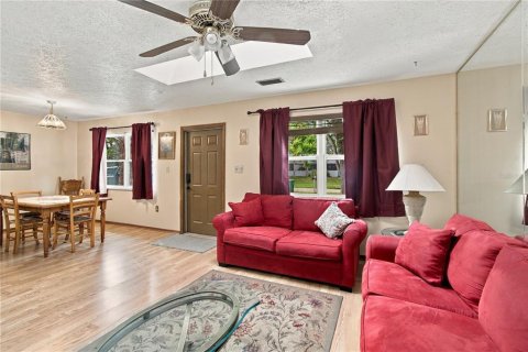 Appartement à louer à Tampa, Floride: 2 chambres, 130.43 m2 № 2389016 - photo 7