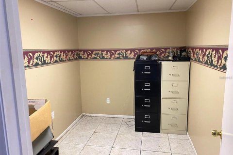Propiedad comercial en alquiler en Orlando, Florida, 186.45 m2 № 1673855 - foto 12
