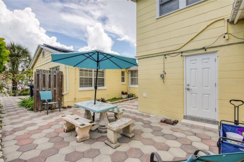 Villa ou maison à vendre à Saint Pete Beach, Floride: 5 chambres, 193.98 m2 № 2405280 - photo 27
