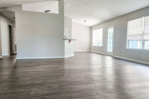 House in Palm Coast, Florida 3 bedrooms, 172.71 sq.m. № 1866592 - photo 6