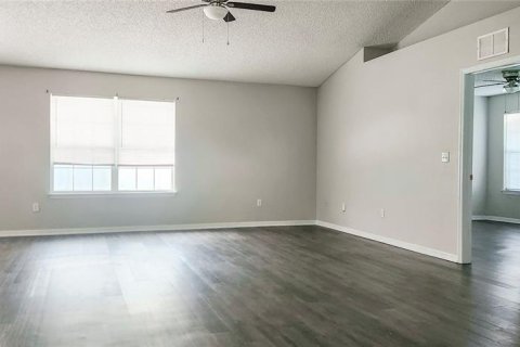 House in Palm Coast, Florida 3 bedrooms, 172.71 sq.m. № 1866592 - photo 8