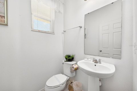 Townhouse in Kissimmee, Florida 4 bedrooms, 152.08 sq.m. № 2393610 - photo 21