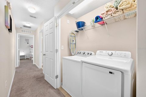 Townhouse in Kissimmee, Florida 4 bedrooms, 152.08 sq.m. № 2393610 - photo 20