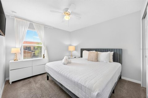 Townhouse in Kissimmee, Florida 4 bedrooms, 152.08 sq.m. № 2393610 - photo 15