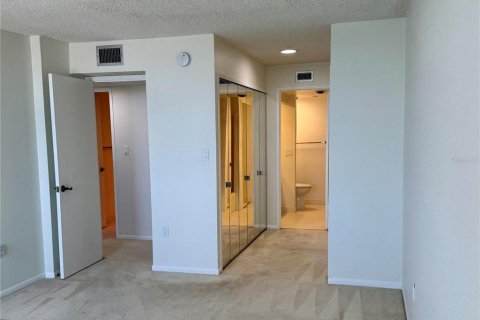 Condominio en venta en Clearwater, Florida, 2 dormitorios, 115.2 m2 № 1751599 - foto 21