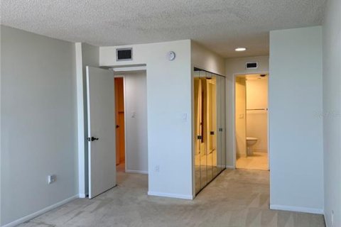Condominio en venta en Clearwater, Florida, 2 dormitorios, 115.2 m2 № 1751599 - foto 22