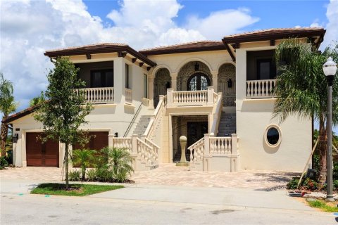 Villa ou maison à vendre à Four Corners, Floride: 10 chambres, 1351.36 m2 № 1906146 - photo 3