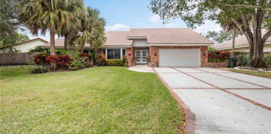 Casa en Delray Beach, Florida 4 dormitorios, 211.72 m2 № 1989319