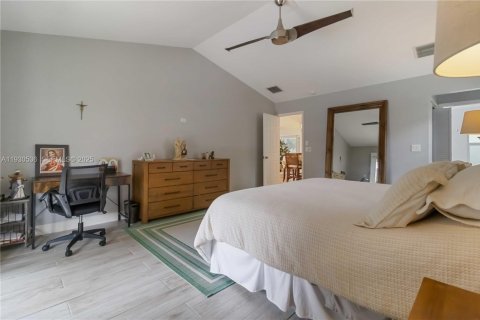 Casa en venta en Delray Beach, Florida, 4 dormitorios, 211.72 m2 № 1989319 - foto 21