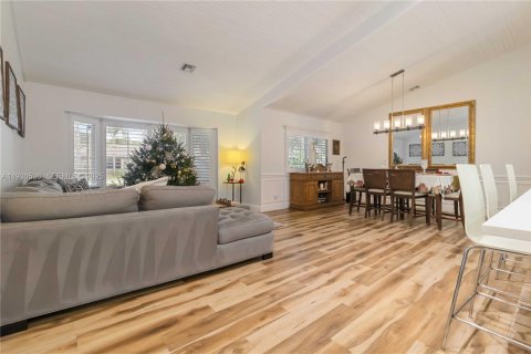 Casa en venta en Delray Beach, Florida, 4 dormitorios, 211.72 m2 № 1989319 - foto 10