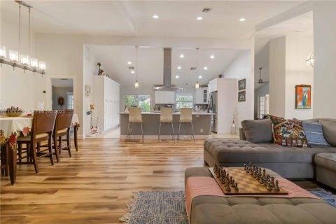 Casa en venta en Delray Beach, Florida, 4 dormitorios, 211.72 m2 № 1989319 - foto 9