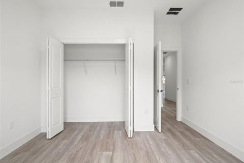 Casa en venta en Apopka, Florida, 4 dormitorios, 178.74 m2 № 2219626 - foto 25
