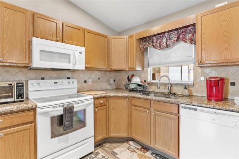 Villa ou maison à vendre à Leesburg, Floride: 3 chambres, 164.44 m2 № 2229110 - photo 18