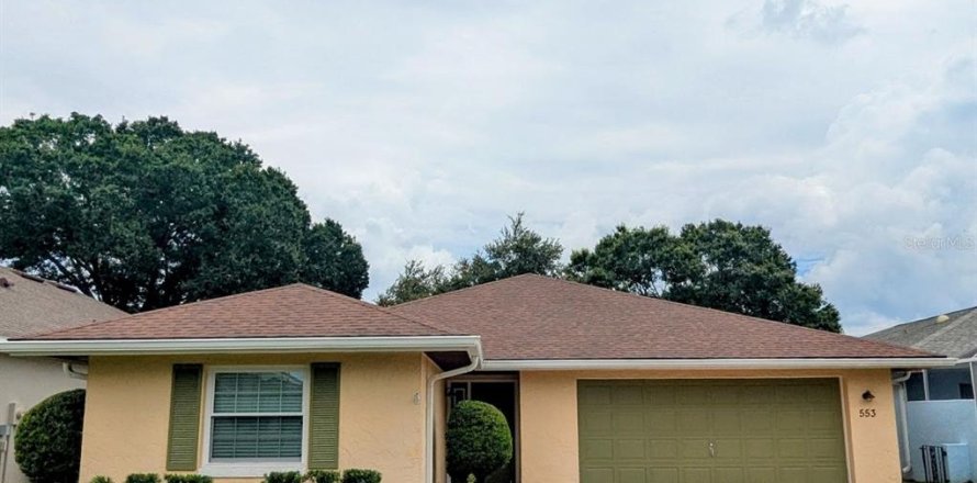 House in Winter Haven, Florida 3 bedrooms, 185.62 sq.m. № 1831591