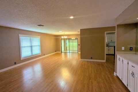 House in Winter Haven, Florida 3 bedrooms, 185.62 sq.m. № 1831591 - photo 4