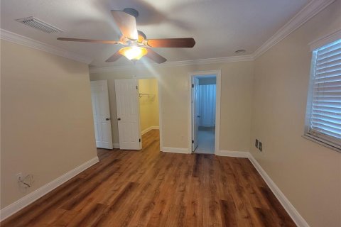 Villa ou maison à louer à Ocala, Floride: 3 chambres, 143.26 m2 № 2418599 - photo 5