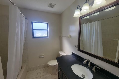 Villa ou maison à louer à Ocala, Floride: 3 chambres, 143.26 m2 № 2418599 - photo 10