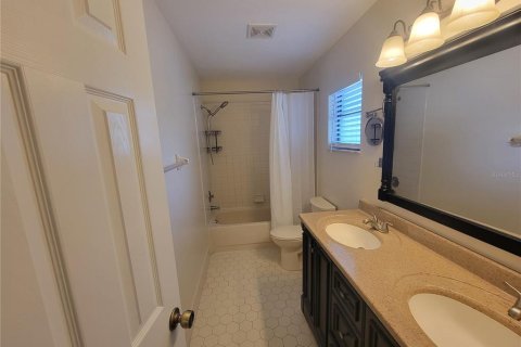 Villa ou maison à louer à Ocala, Floride: 3 chambres, 143.26 m2 № 2418599 - photo 6