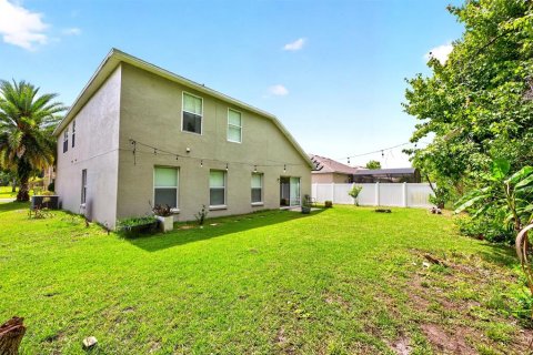 House in Orlando, Florida 4 bedrooms, 256.87 sq.m. № 2151938 - photo 24