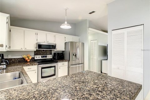 Villa ou maison à louer à Cape Coral, Floride: 3 chambres, 113.9 m2 № 1840053 - photo 14