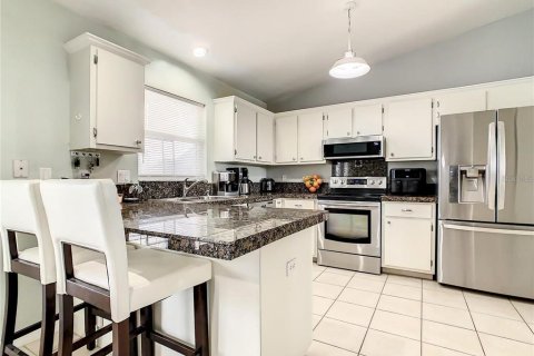 Villa ou maison à louer à Cape Coral, Floride: 3 chambres, 113.9 m2 № 1840053 - photo 4