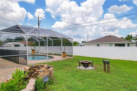 Villa ou maison à louer à Cape Coral, Floride: 3 chambres, 113.9 m2 № 1840053 - photo 11