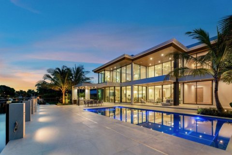 House in Fort Lauderdale, Florida 6 bedrooms, 562.8 sq.m. № 2332419