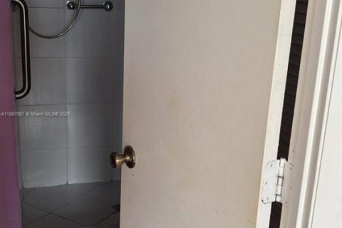 Condominio en venta en Sunrise, Florida, 2 dormitorios, 78.97 m2 № 1942389 - foto 9