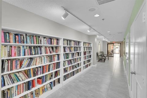 Condominio en venta en Sunrise, Florida, 2 dormitorios, 78.97 m2 № 1942389 - foto 21