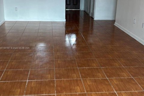 Condominio en venta en Sunrise, Florida, 2 dormitorios, 78.97 m2 № 1942389 - foto 6