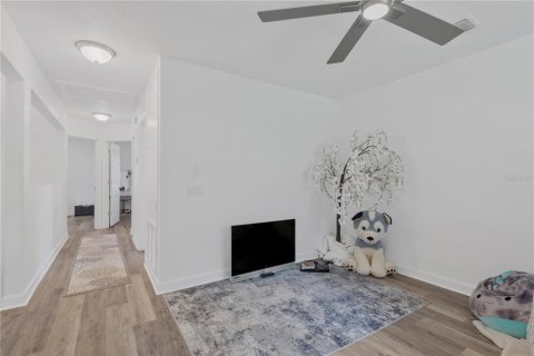 Casa en venta en Wesley Chapel, Florida, 3 dormitorios, 167.69 m2 № 2099962 - foto 18