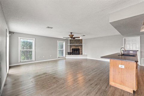 House in Spring Hill, Florida 3 bedrooms, 139.82 sq.m. № 1918131 - photo 12