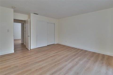 Adosado en venta en Saint Petersburg, Florida, 2 dormitorios, 97.83 m2 № 1640918 - foto 24