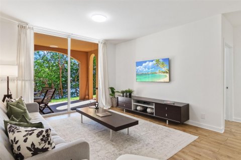 Condominio en alquiler en Aventura, Florida, 2 dormitorios, 109.62 m2 № 2053865 - foto 5