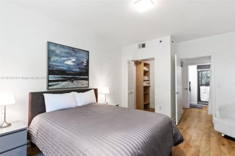 Condominio en alquiler en Aventura, Florida, 2 dormitorios, 109.62 m2 № 2053865 - foto 17