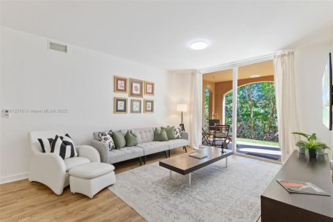 Condominio en alquiler en Aventura, Florida, 2 dormitorios, 109.62 m2 № 2053865 - foto 4