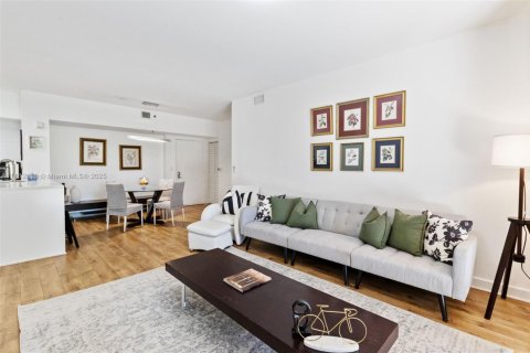 Condominio en alquiler en Aventura, Florida, 2 dormitorios, 109.62 m2 № 2053865 - foto 3