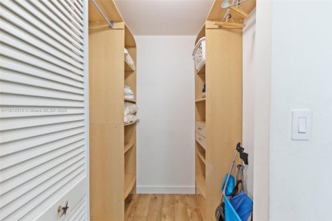 Condominio en alquiler en Aventura, Florida, 2 dormitorios, 109.62 m2 № 2053865 - foto 19