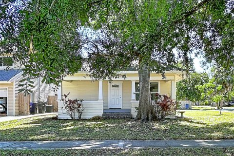 House in Oldsmar, Florida 3 bedrooms, 118.08 sq.m. № 2368895