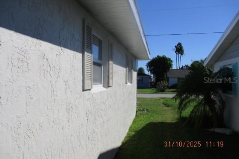 Villa ou maison à vendre à Hudson, Floride: 3 chambres, 150.5 m2 № 2413765 - photo 12