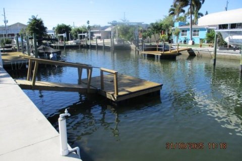 Villa ou maison à vendre à Hudson, Floride: 3 chambres, 150.5 m2 № 2413765 - photo 7