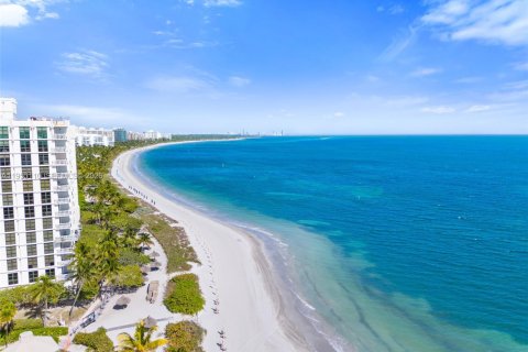 Condominio en alquiler en Key Biscayne, Florida, 2 dormitorios, 130.9 m2 № 2010155 - foto 18