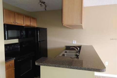 Copropriété à louer à Brandon, Floride: 1 chambre, 56.86 m2 № 1669891 - photo 7